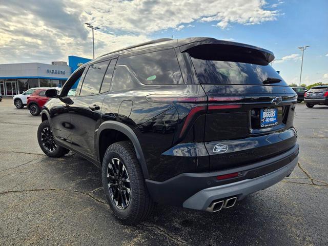 Photo of 2026 Mosaic Black Metallic Chevrolet Traverse