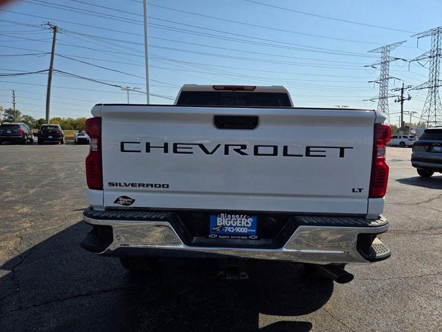 Photo of 2026 Summit White Chevrolet Silverado 2500