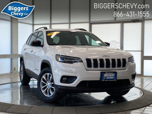 Photo of 2022 Bright White Clearcoat Jeep Cherokee
