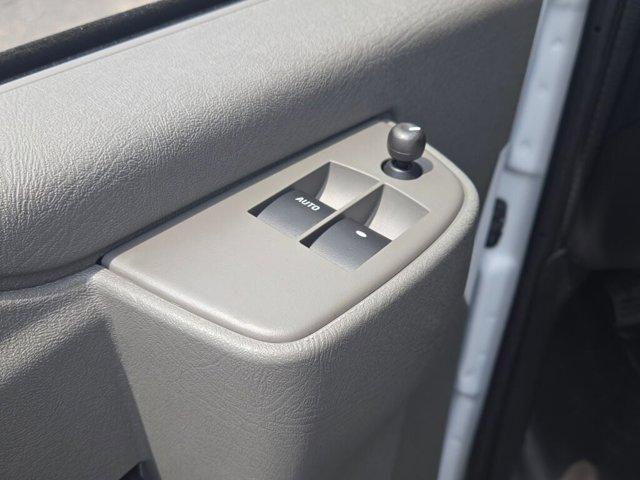 Photo of 2025 Summit White Chevrolet Express 2500