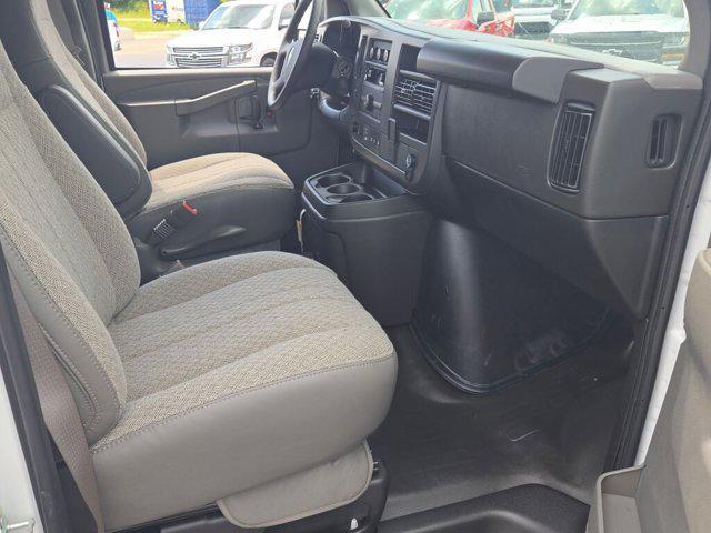 Photo of 2025 Summit White Chevrolet Express 2500