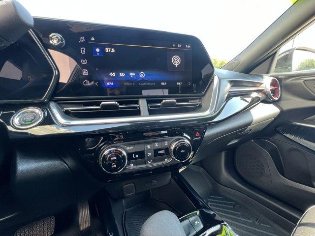 Photo of 2024 Sterling Gray Metallic Chevrolet Trax