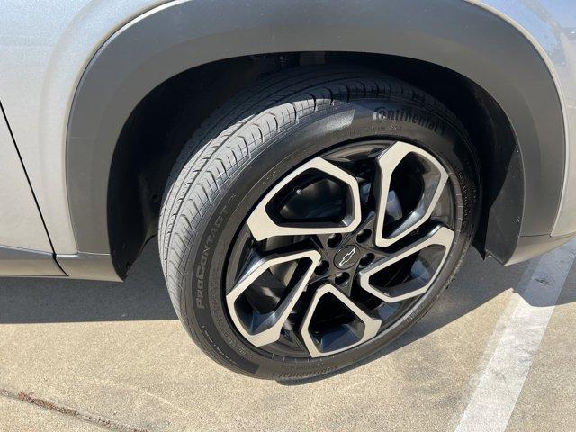 Photo of 2024 Sterling Gray Metallic Chevrolet Trax