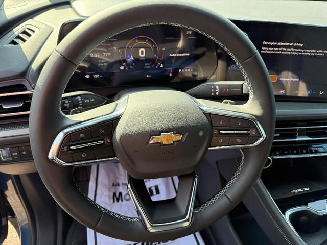 Photo of 2025 Lakeshore Blue Metallic Chevrolet Traverse