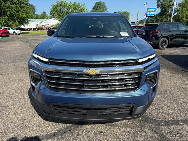 Photo of 2025 Lakeshore Blue Metallic Chevrolet Traverse