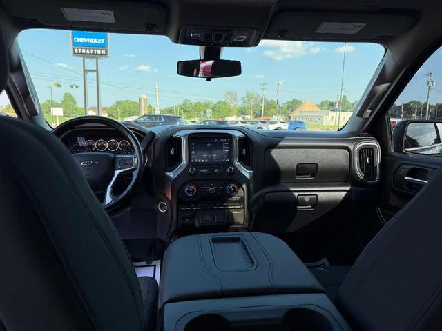 Photo of 2019 Northsky Blue Metallic Chevrolet Silverado 1500