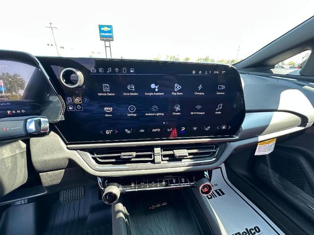 Photo of 2025 Habanero Chevrolet Equinox EV