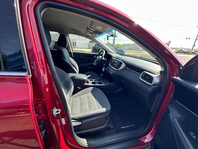 Photo of 2016 Remington Red Kia Sorento