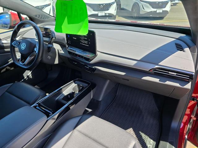 Photo of 2025 Aurora Red Metallic Volkswagen ID.4