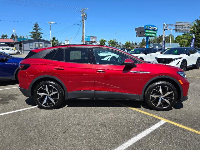Photo of 2025 Aurora Red Metallic Volkswagen ID.4
