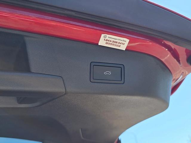 Photo of 2025 Aurora Red Metallic Volkswagen ID.4