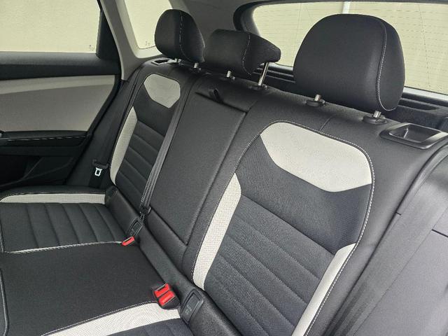 Photo of 2025 Platinum Gray Metallic Volkswagen Taos