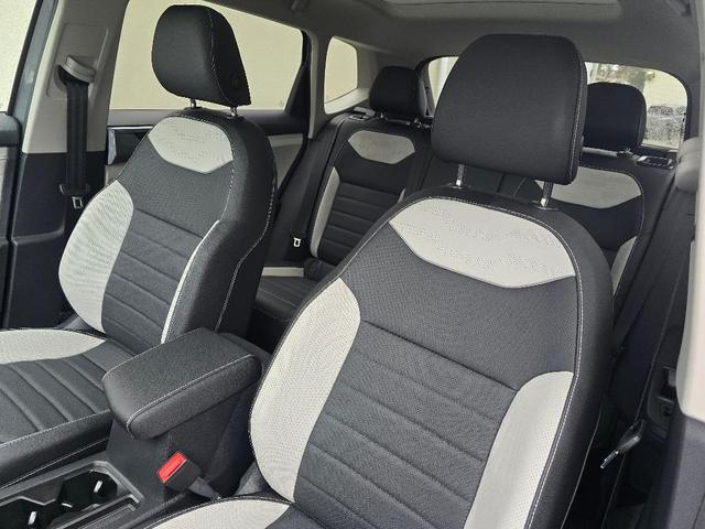 Photo of 2025 Platinum Gray Metallic Volkswagen Taos