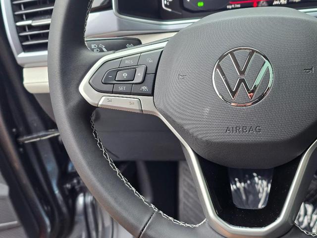 Photo of 2025 Platinum Gray Metallic Volkswagen Taos