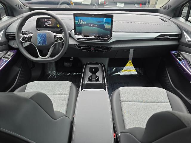 Photo of 2025 Pure Gray Volkswagen ID.4