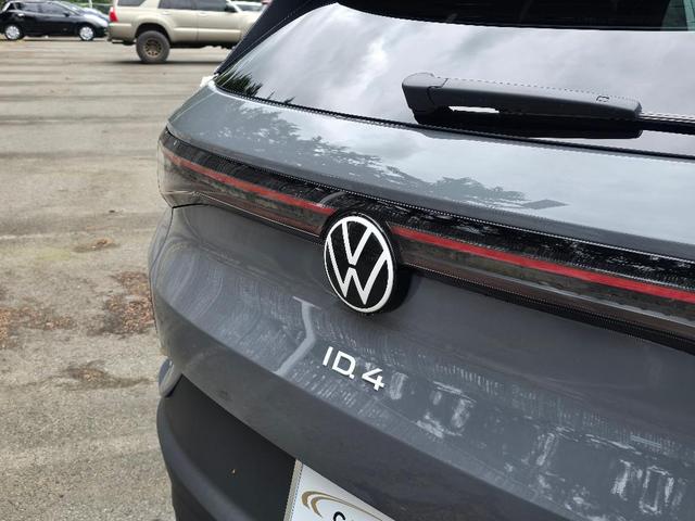Photo of 2025 Pure Gray Volkswagen ID.4