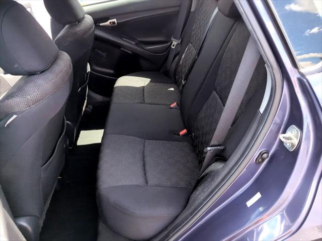 Photo of 2009 Blue Pontiac Vibe