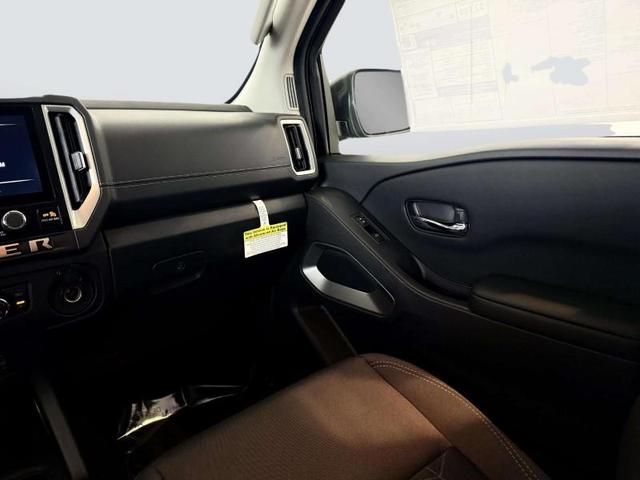 Photo of 2026 GUN.METALLIC Nissan Frontier
