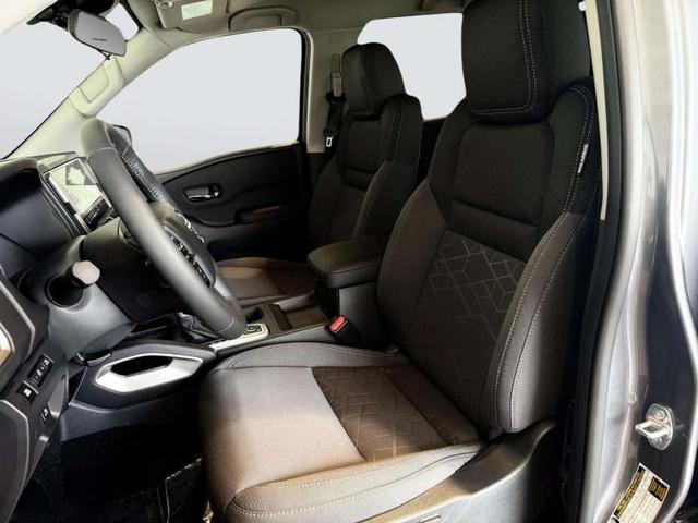 Photo of 2026 GUN.METALLIC Nissan Frontier