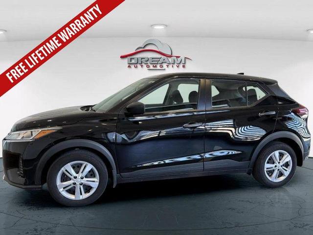 Photo of 2023 Super Black Nissan Kicks