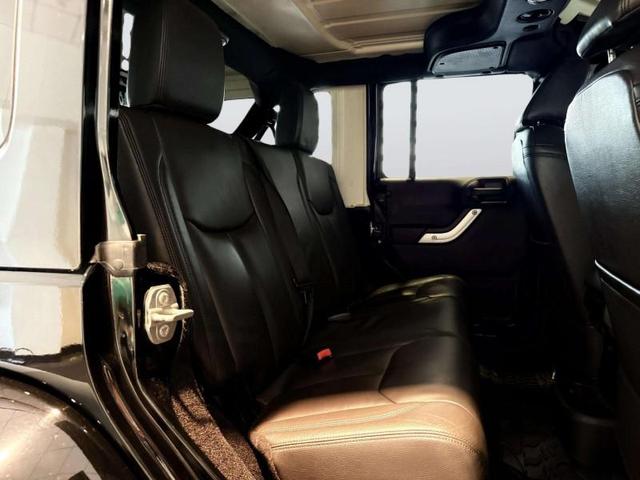 Photo of 2016 Black Clearcoat Jeep Wrangler Unlimited