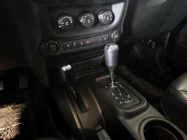 Photo of 2016 Black Clearcoat Jeep Wrangler Unlimited