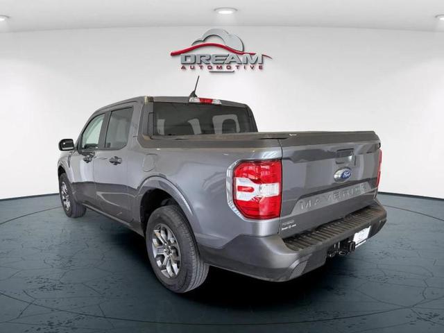 Photo of 2024 Carbonized Gray Metallic Ford Maverick