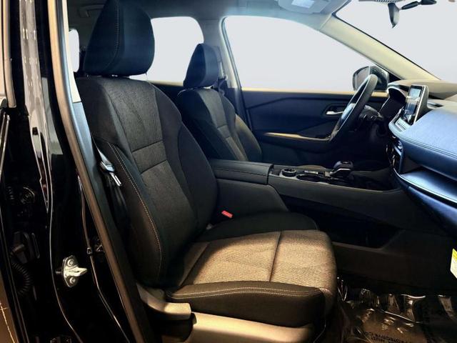 Photo of 2026 SUPER.BLACK Nissan Rogue