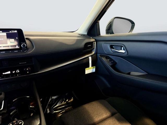 Photo of 2026 SUPER.BLACK Nissan Rogue