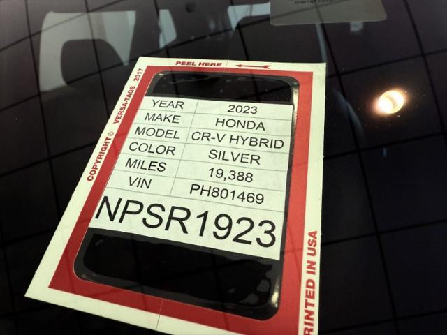 Photo of 2023 Lunar Silver Metallic Honda CR-V Hybrid