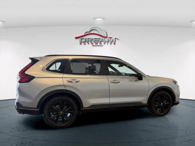 Photo of 2023 Lunar Silver Metallic Honda CR-V Hybrid