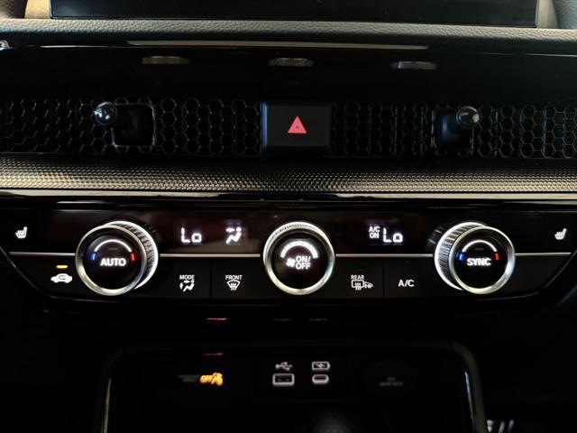 Photo of 2023 Lunar Silver Metallic Honda CR-V Hybrid