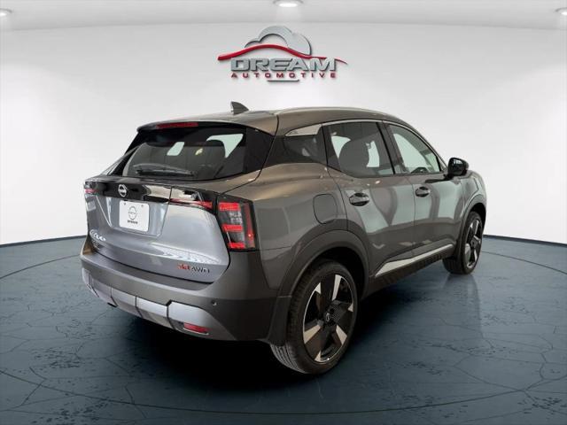 Photo of 2025 GUN.METALLIC Nissan Kicks