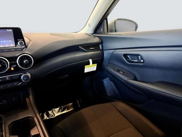 Photo of 2025 GUN.METALLIC Nissan Sentra