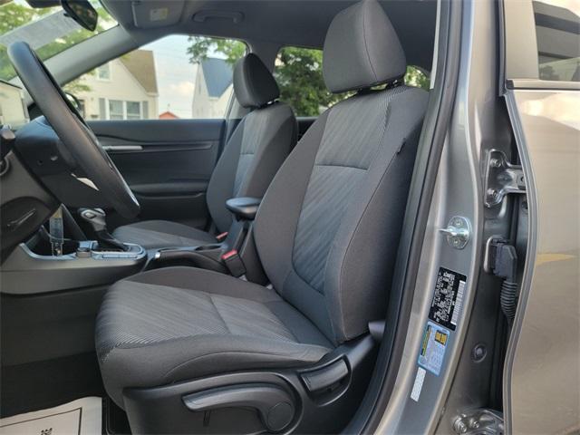 Photo of 2023 Steel Gray Kia Seltos