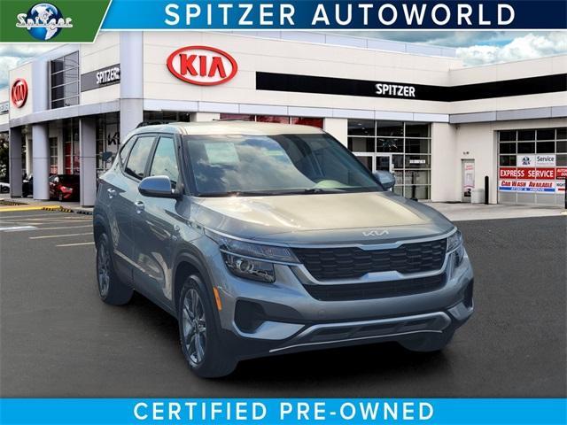 Photo of 2023 Steel Gray Kia Seltos