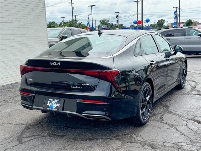 Photo of 2026 Aurora Black Kia K5