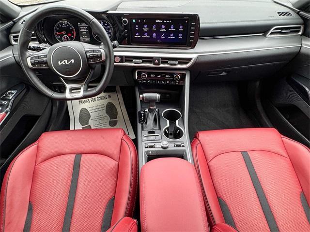 Photo of 2023 Wolf Gray Kia K5