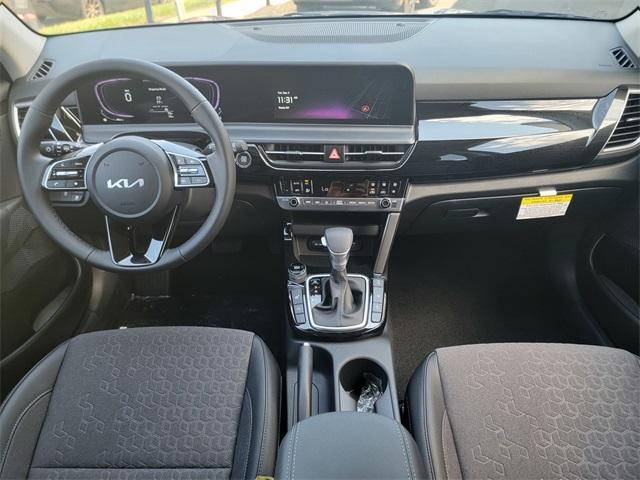 Photo of 2026 Neptune Blue Kia Seltos