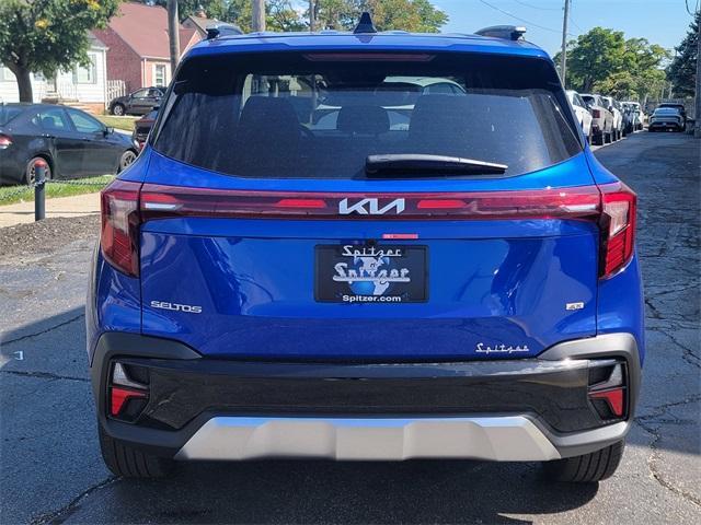 Photo of 2026 Neptune Blue Kia Seltos
