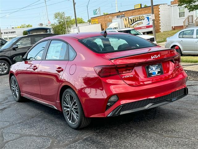 Photo of 2024 Currant Red Kia Forte