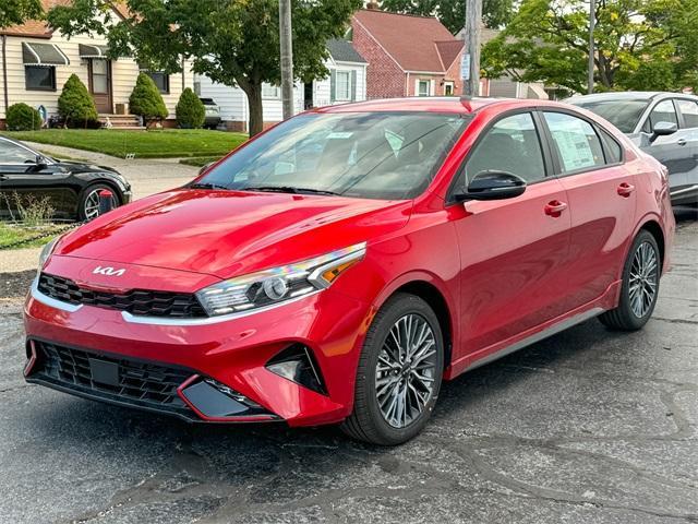 Photo of 2024 Currant Red Kia Forte