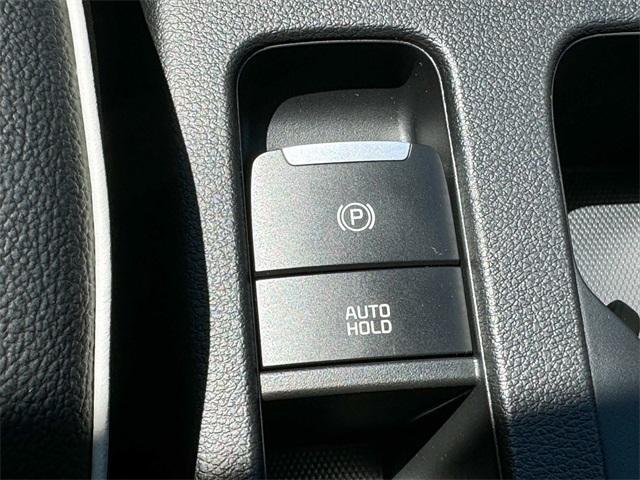 Photo of 2024 Currant Red Kia Forte