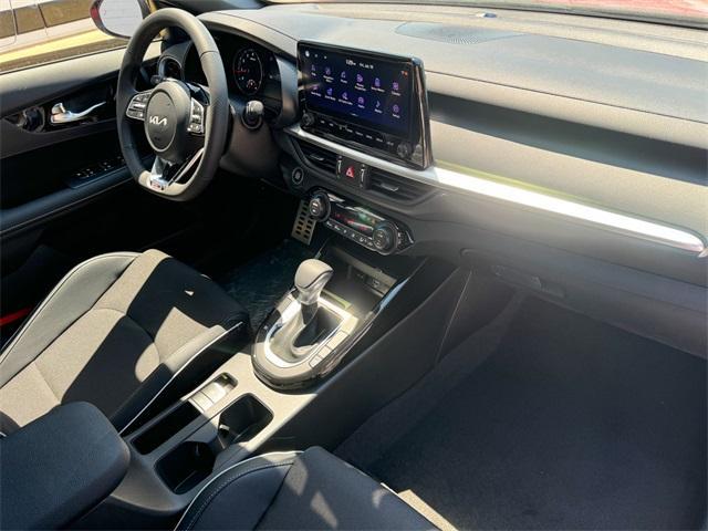 Photo of 2024 Currant Red Kia Forte