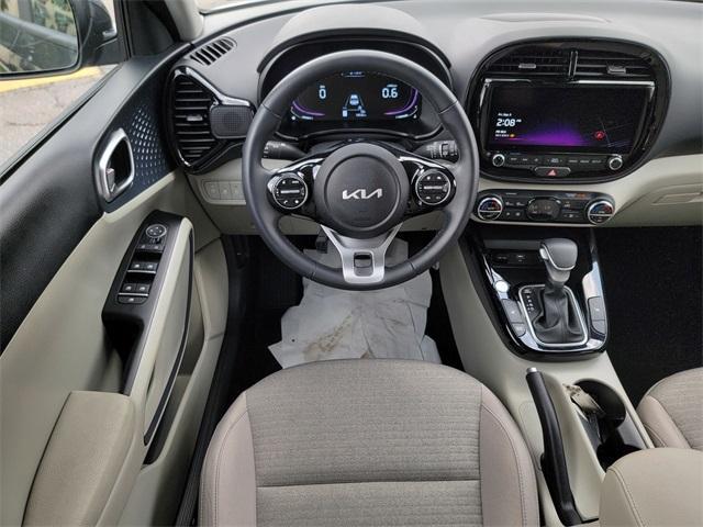 Photo of 2023 Gravity Gray Kia Soul