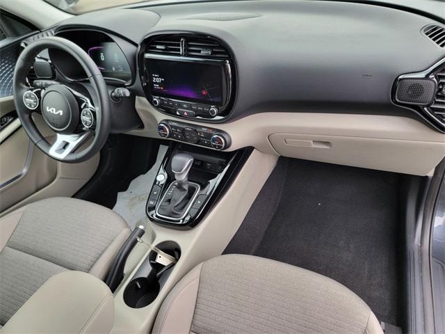 Photo of 2023 Gravity Gray Kia Soul