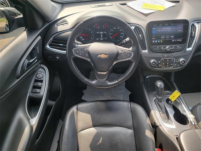 Photo of 2020 Mosaic Black Metallic Chevrolet Malibu