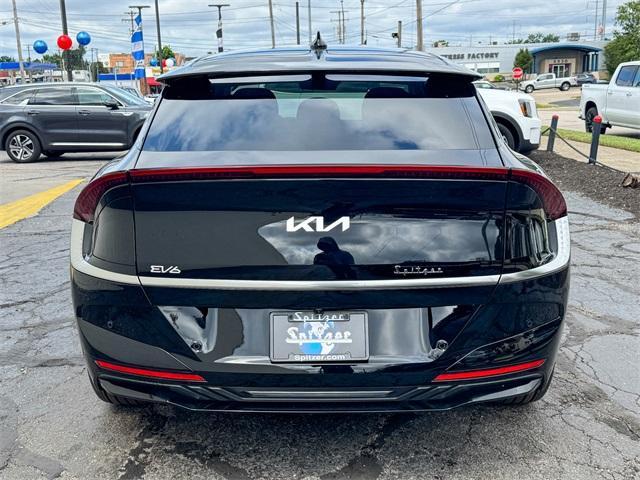 Photo of 2025 Ebony Black Kia EV6
