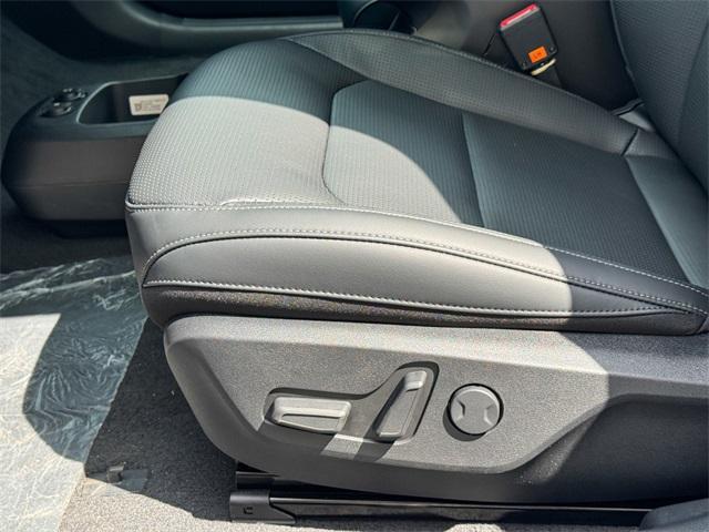 Photo of 2025 Ebony Black Kia EV6