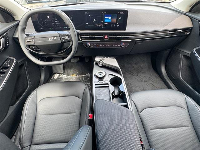 Photo of 2025 Ebony Black Kia EV6